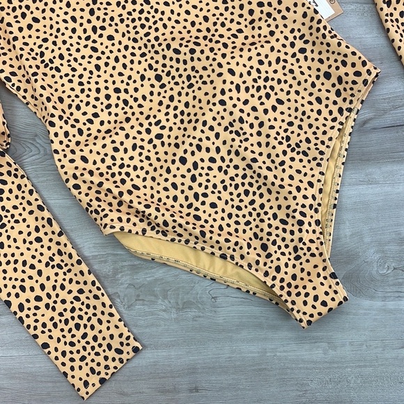 ☀️BILLABONG☀️ Well Spotted Long Sleeve Swimsuit - Picture 7 of 16